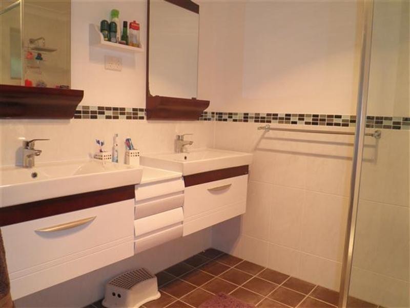 28 Hadwen Road, Roma QLD 4455