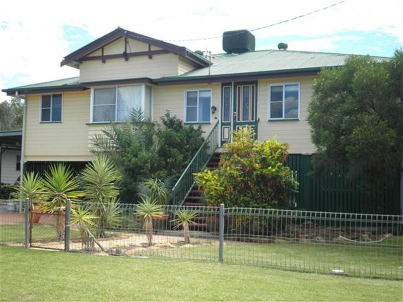 21 William Street, Roma QLD 4455