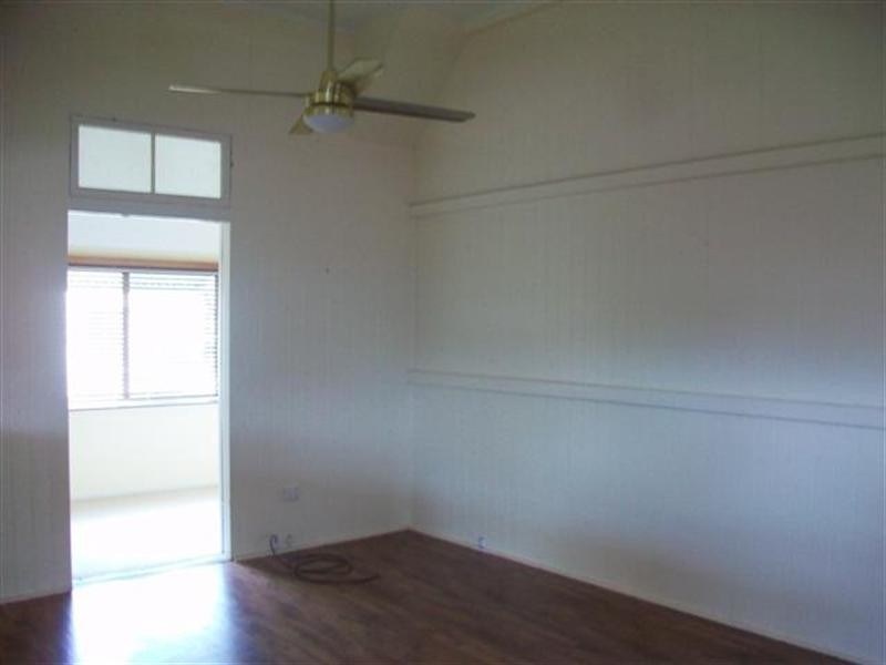 39 William Street, Roma QLD 4455