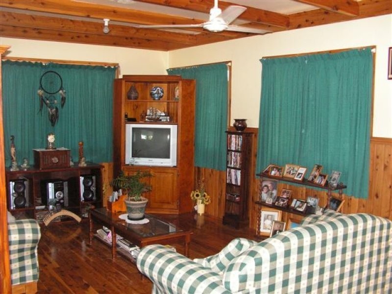 13 Alex Parade, Roma QLD 4455