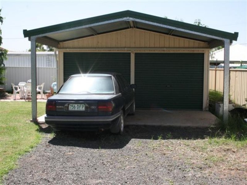 13 Alex Parade, Roma QLD 4455