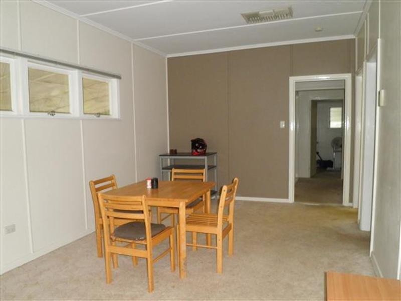 39 Taylor Street, Roma QLD 4455