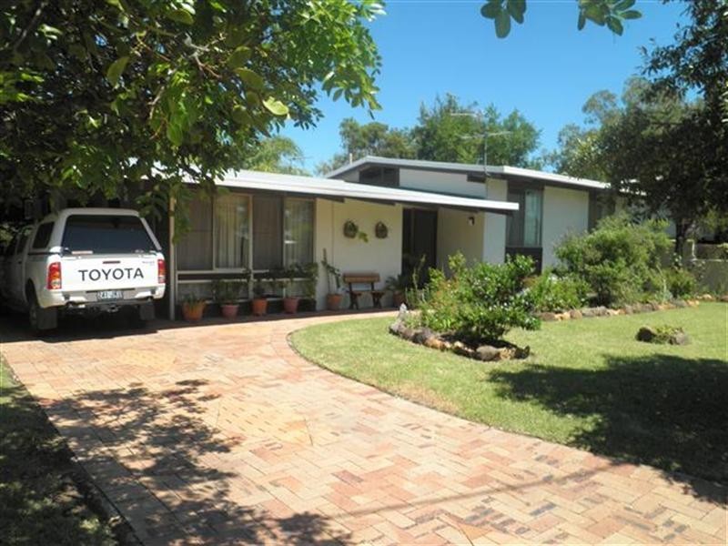 7 Nightingale, Roma QLD 4455