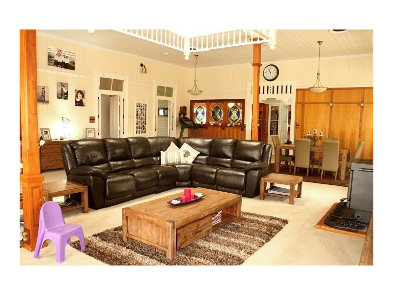 7-9 Ferrier Street, Roma QLD 4455