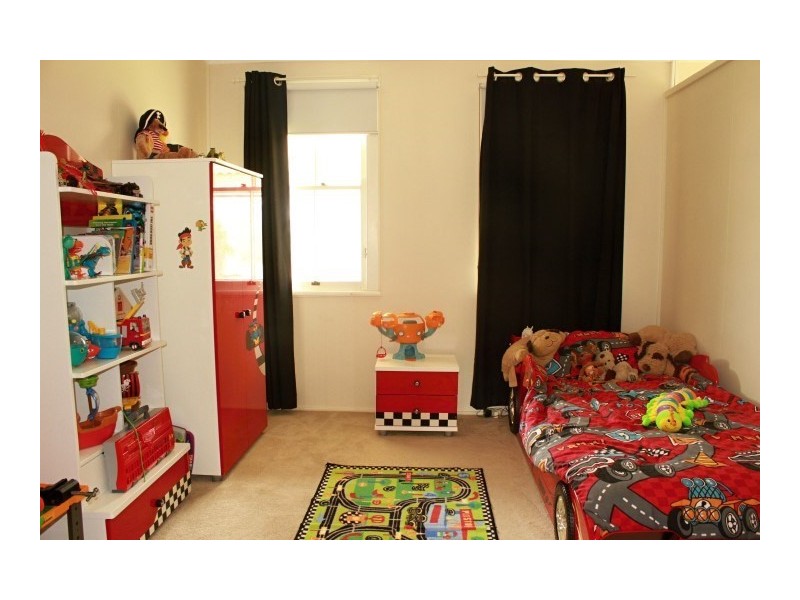 7-9 Ferrier Street, Roma QLD 4455