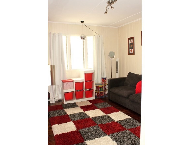 7-9 Ferrier Street, Roma QLD 4455