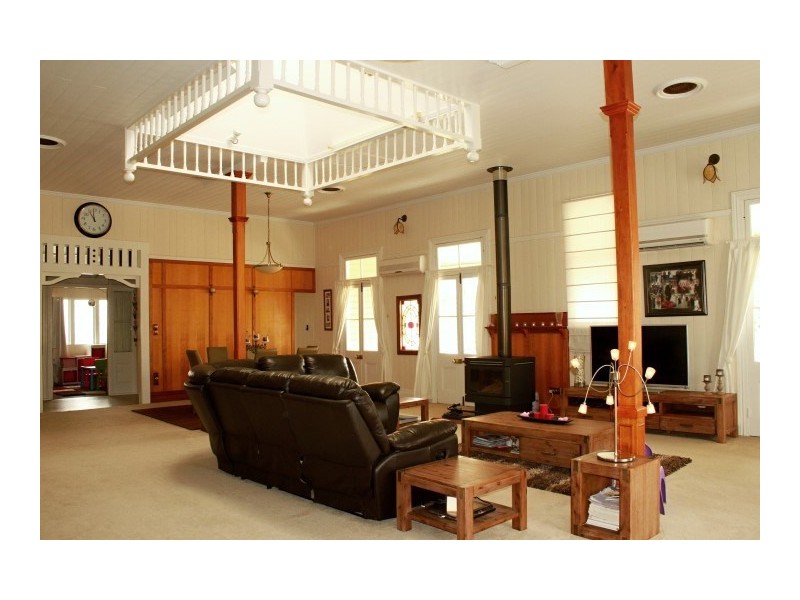 7-9 Ferrier Street, Roma QLD 4455