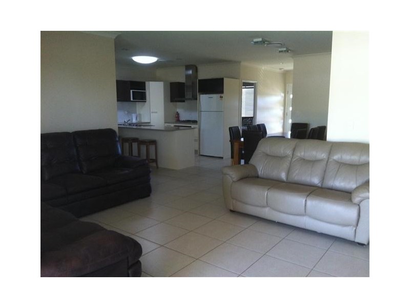 48a Roslyn Drive, Roma QLD 4455