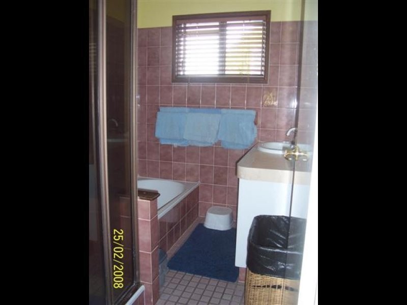 12 Powell Street, Roma QLD 4455