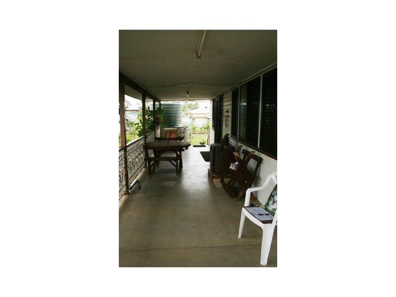 120 Currey Street, Roma QLD 4455