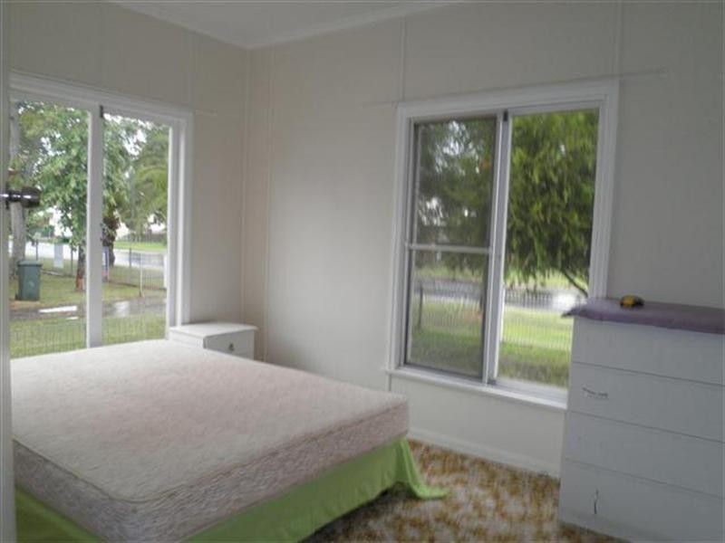 39 Taylor, Roma QLD 4455