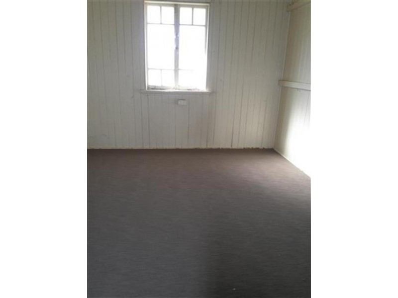 1a Lovell Street, Roma QLD 4455