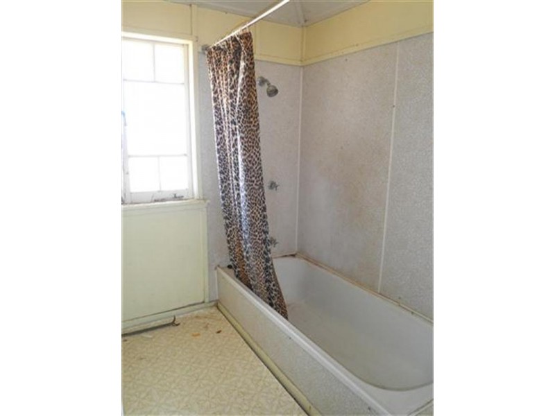 1a Lovell Street, Roma QLD 4455