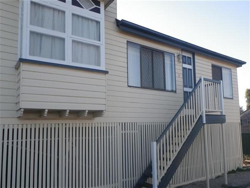 57 Gregory Street, Roma QLD 4455