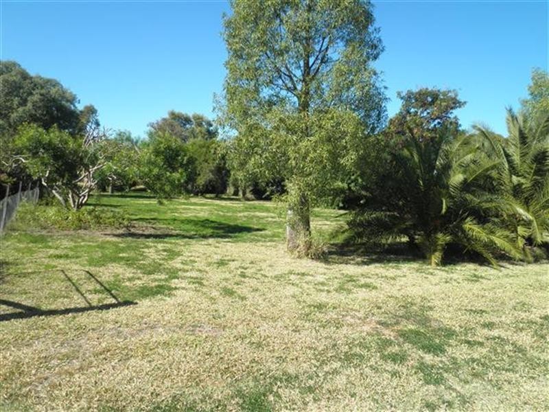 64-66 Gregory Street, Roma QLD 4455