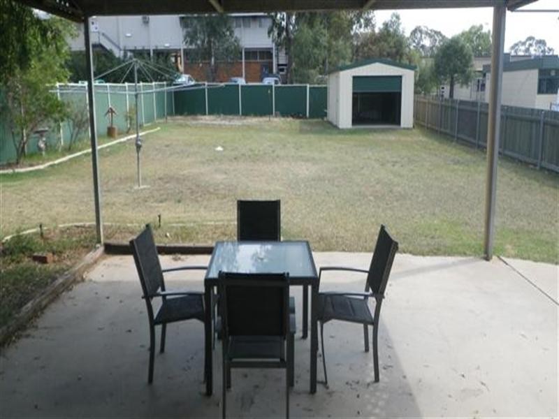 31 Hoffman Street, Roma QLD 4455