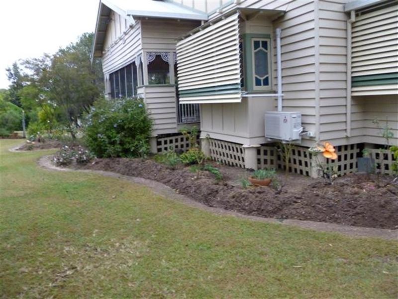 7 Dawson Street, Taroom QLD 4420