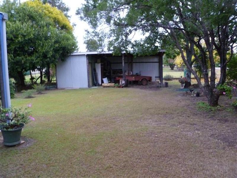 7 Dawson Street, Taroom QLD 4420