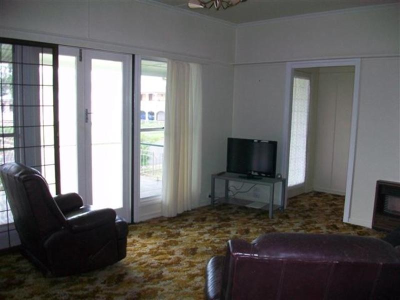 5 Fowles Street, Roma QLD 4455