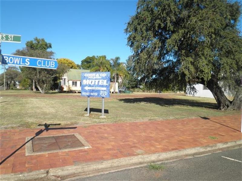 78-80 Burrowes and 2 Charlotte Sts, Surat QLD 4417