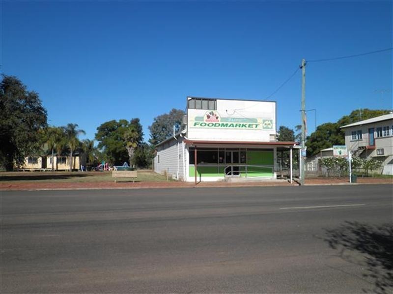 78-80 Burrowes and 2 Charlotte Sts, Surat QLD 4417