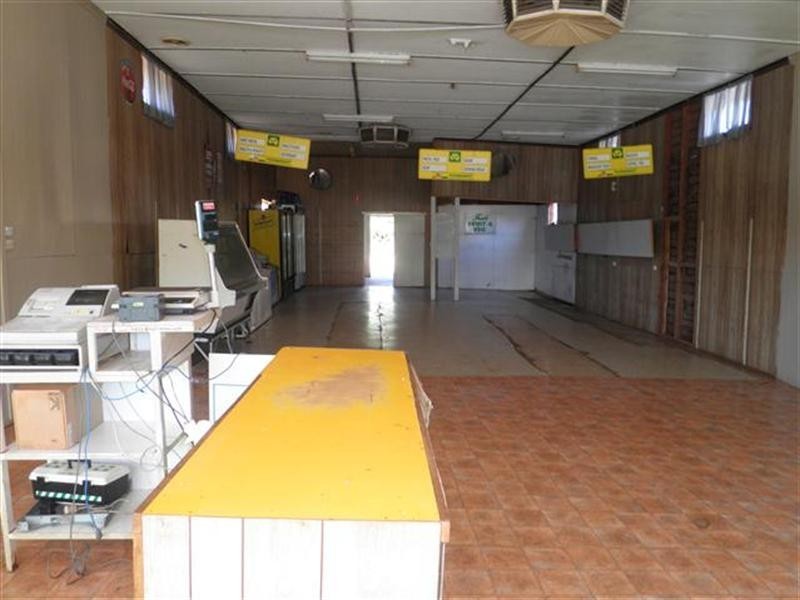 78-80 Burrowes and 2 Charlotte Sts, Surat QLD 4417