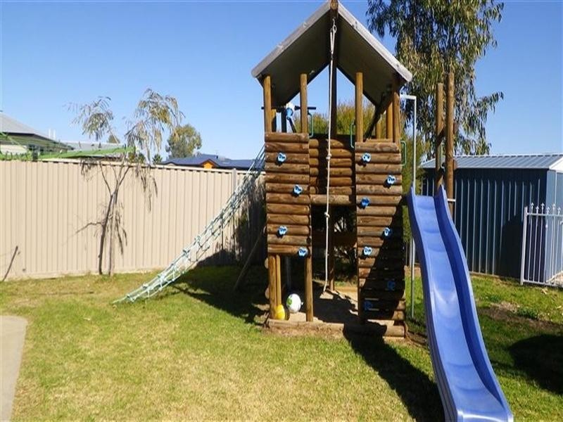 3 Webb Court, Roma QLD 4455