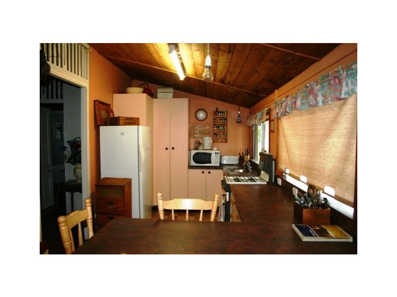 62 Raglan Street, Roma QLD 4455