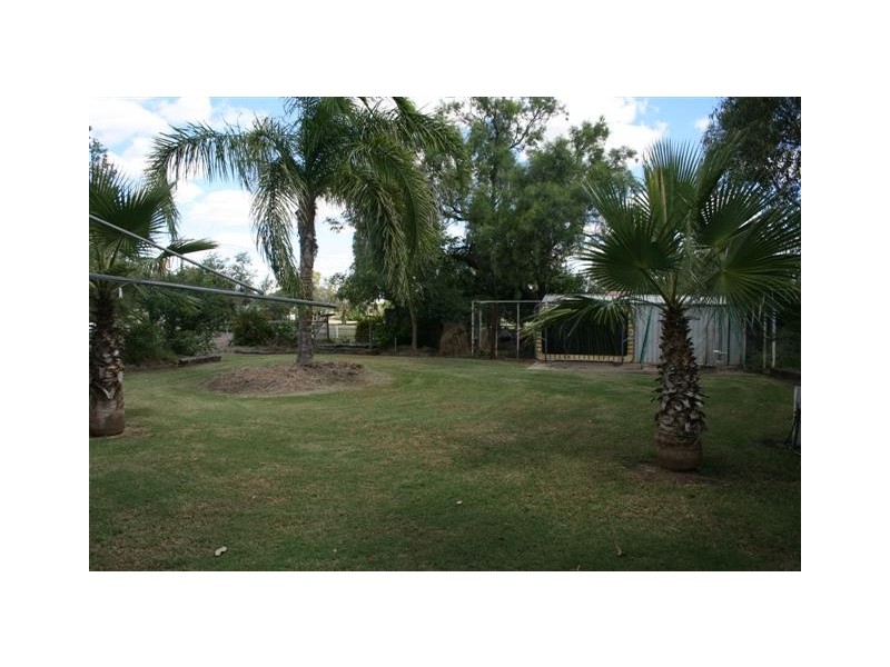 62 Raglan Street, Roma QLD 4455