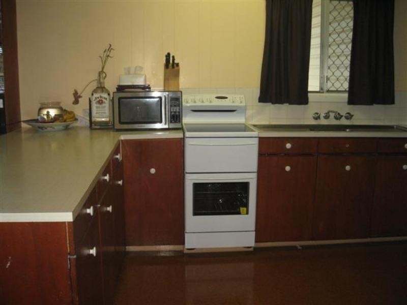 44 Elmer Street, Roma QLD 4455