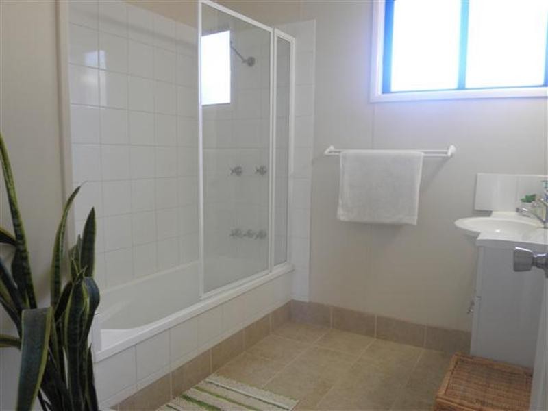 180a McDowall Street, Roma QLD 4455