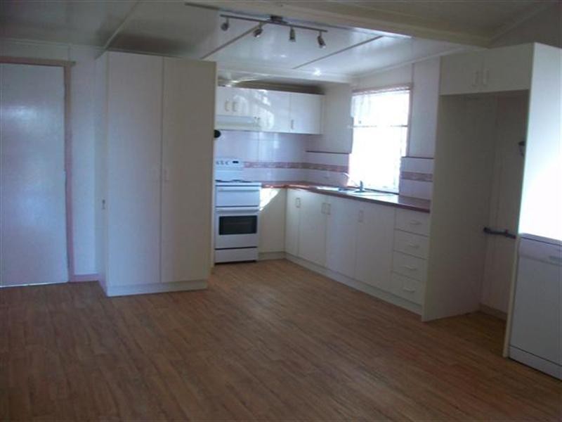 19 Major Street, Roma QLD 4455