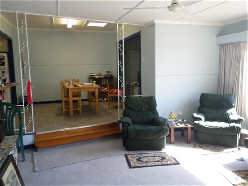 106 Miscamble Street, Roma QLD 4455
