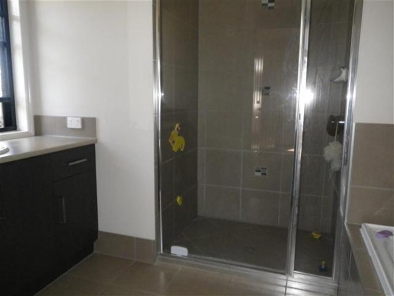 7 Beetson Drive, Roma QLD 4455