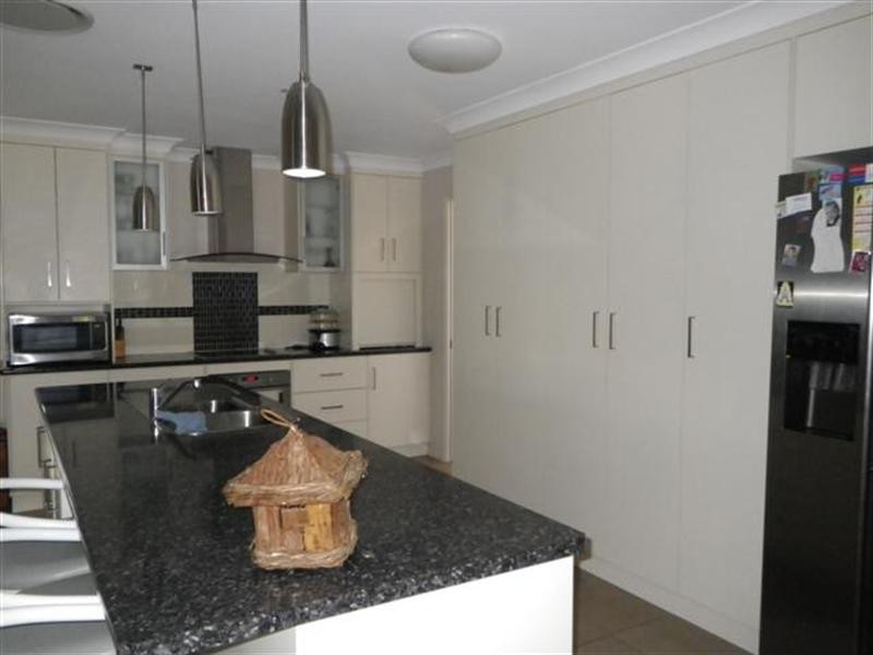 7 Beetson Drive, Roma QLD 4455