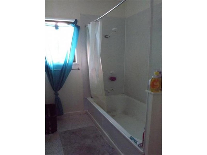 1 Saunders Street, Roma QLD 4455