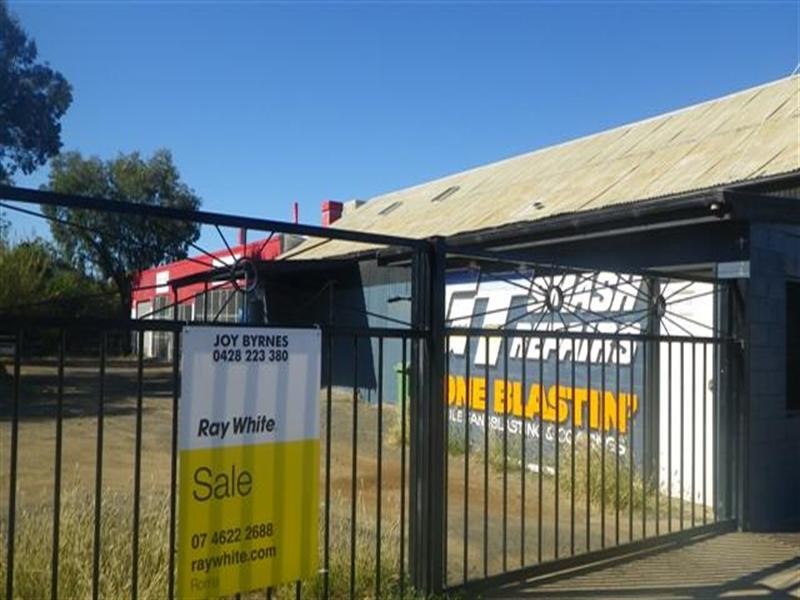 18 Quintin Street, Roma QLD 4455