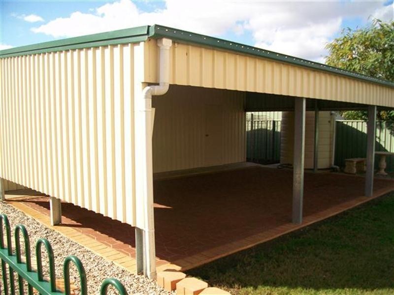 35 Bowen Street, Roma QLD 4455