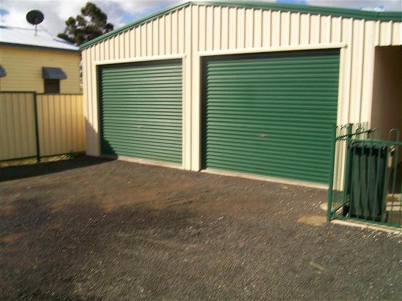 35 Bowen Street, Roma QLD 4455