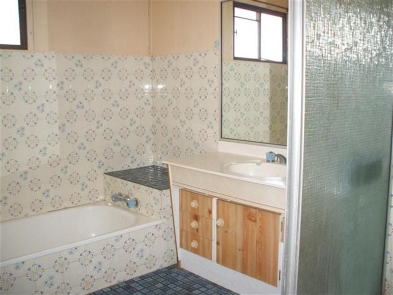 58 Taylor Street, Roma QLD 4455