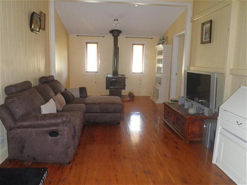 20 McDowall Street, Roma QLD 4455