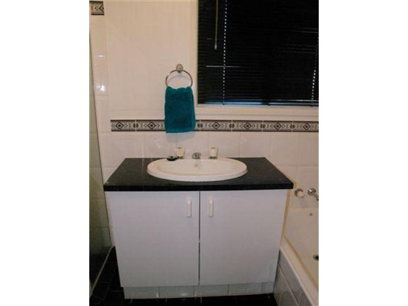 246 Bourne Drive, Roma QLD 4455