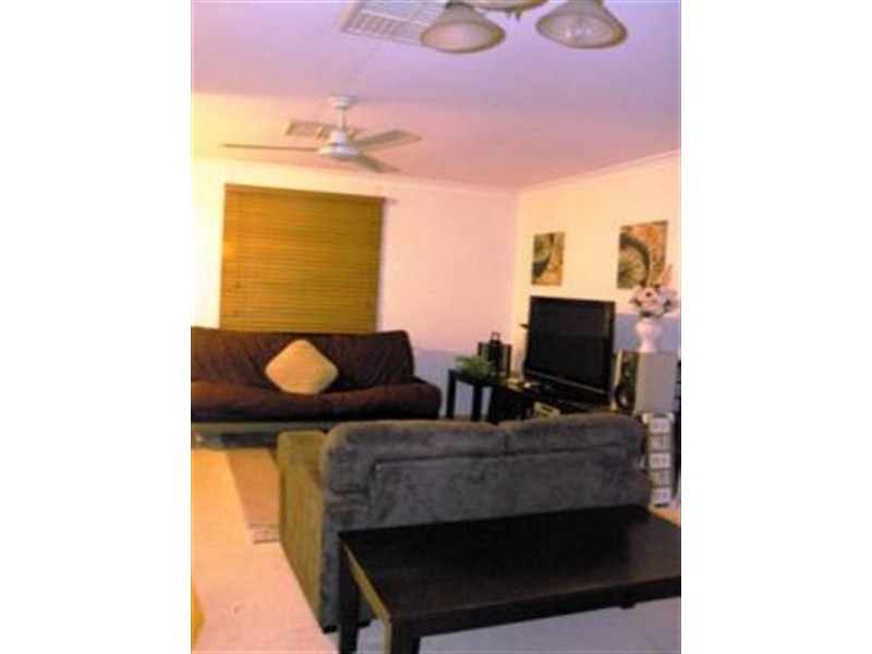 246 Bourne Drive, Roma QLD 4455