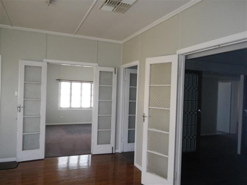 23 Feather Street, Roma QLD 4455