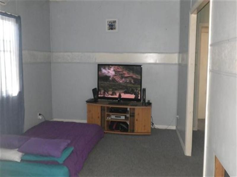 4 Arthur Street, Roma QLD 4455