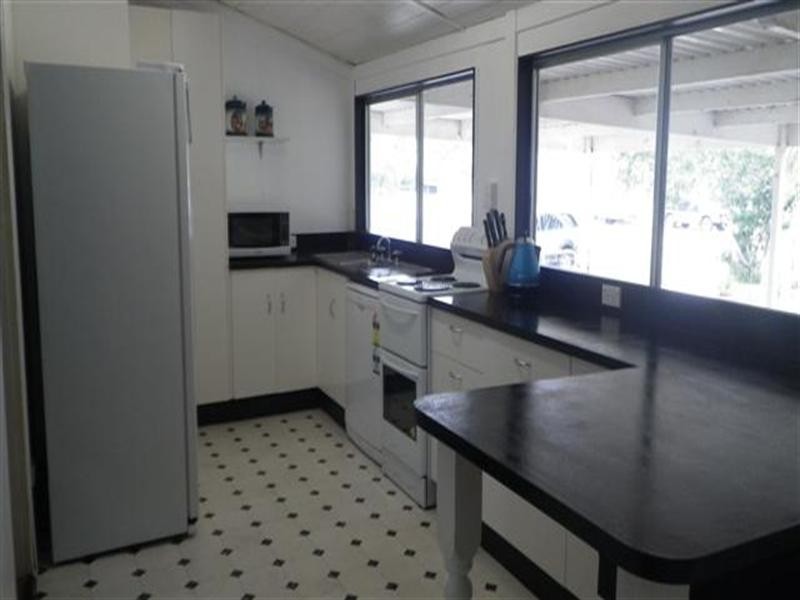 62 Raglan Street, Roma QLD 4455