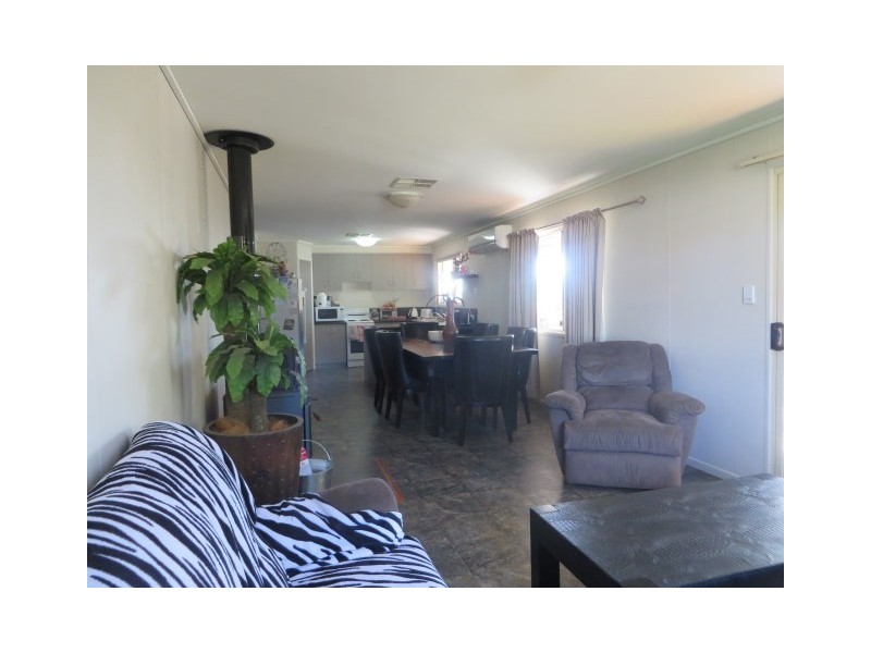 15 Robusta Drive, Roma QLD 4455