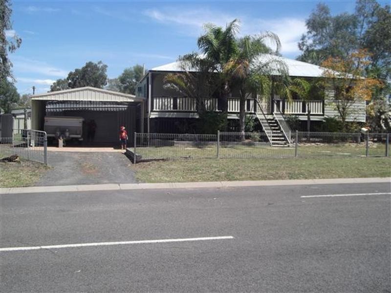 10 Russell Street, Roma QLD 4455