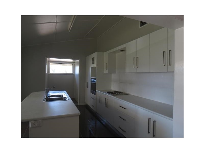 4-6 Hawthorne, Roma QLD 4455