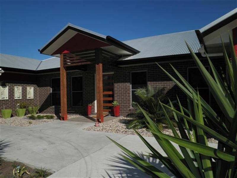 191 Charles, Roma QLD 4455